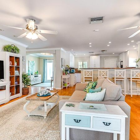 Fort Myers Bungalow - 12 Miles To The Beach! エクステリア 写真