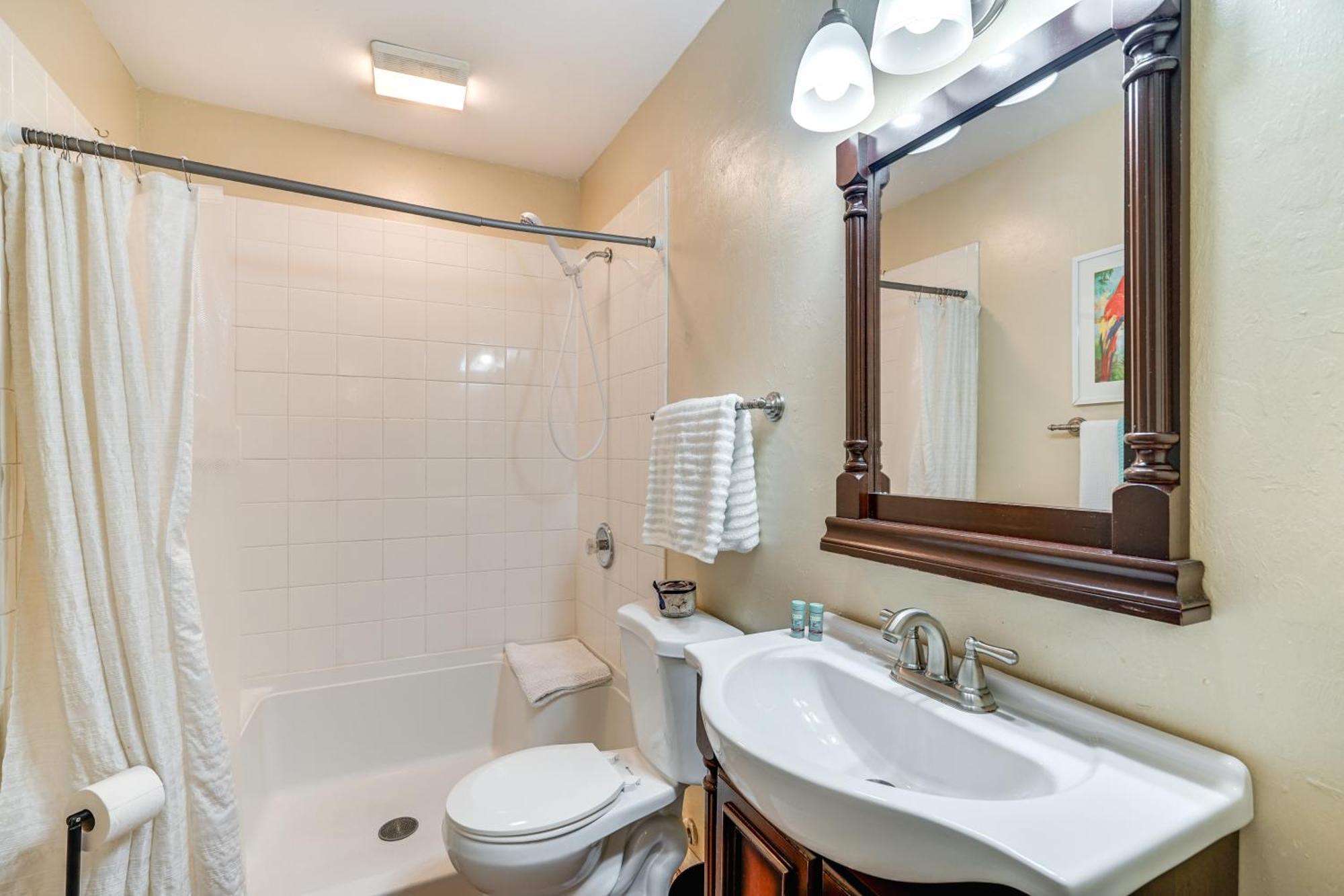 Fort Myers Bungalow - 12 Miles To The Beach! エクステリア 写真
