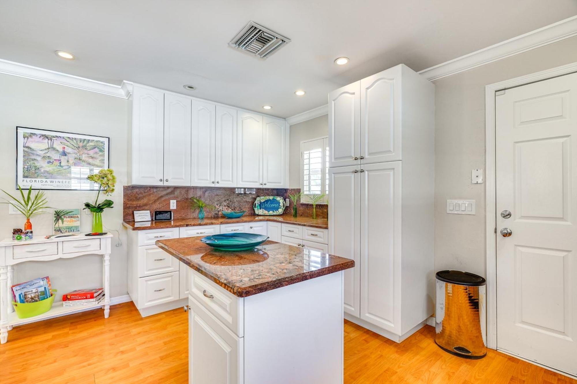 Fort Myers Bungalow - 12 Miles To The Beach! エクステリア 写真